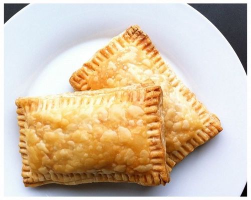 विभिन्न भरने और रोटी के आकार के साथ भरा हुआ गर्म जेब उत्पादन लाइन 6 पंक्तियाँ उच्च स्वचालन लाइन